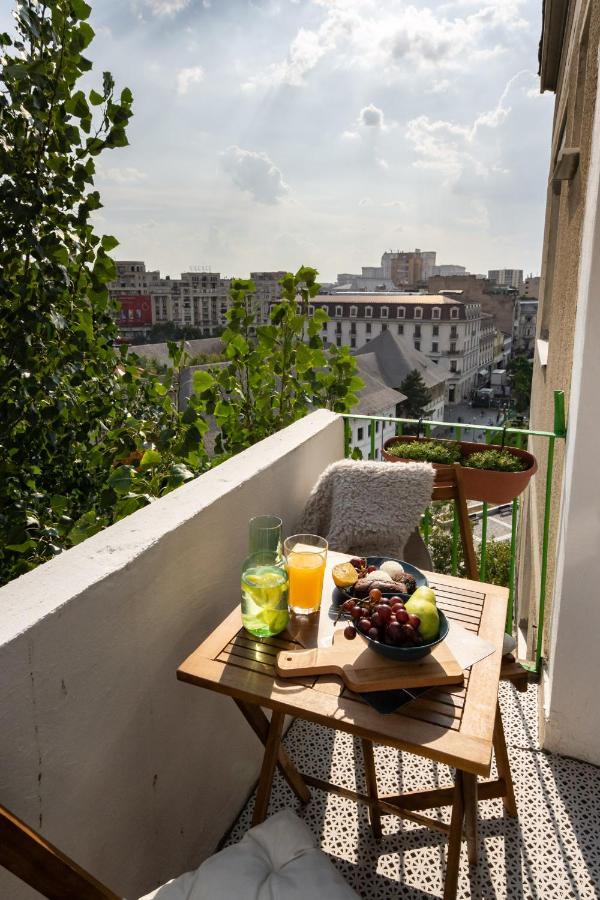 Spacious 2 Bdr Flat In The Old Town Bucharest Exterior photo