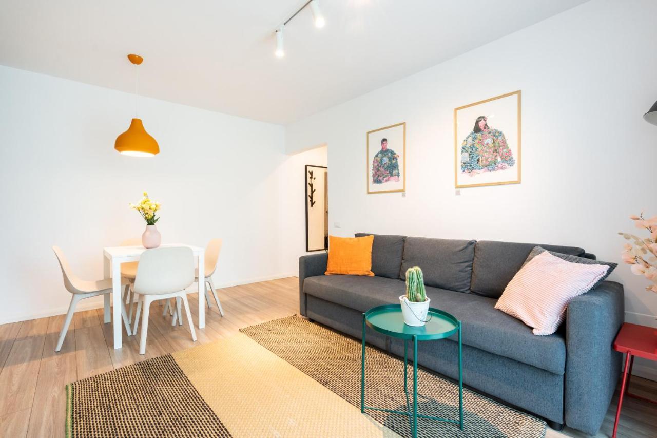 Spacious 2 Bdr Flat In The Old Town Bucharest Exterior photo
